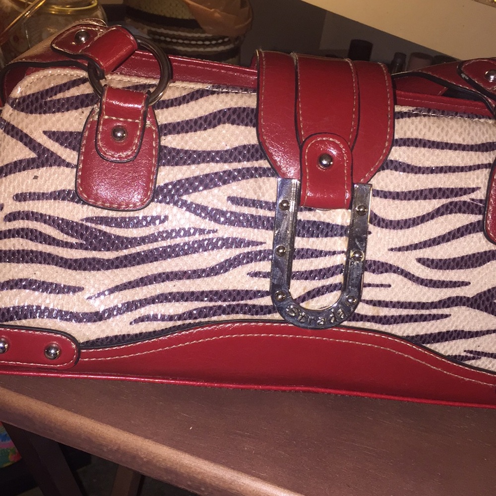 STRADA Vintage zebra print w/dark red accent.